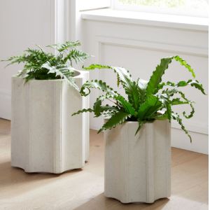 Plastic Rotomoulding Flower Pot And Planter With OEM Service