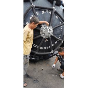 Boat Pneumatic Rubber Fenders With Tyre And Chain