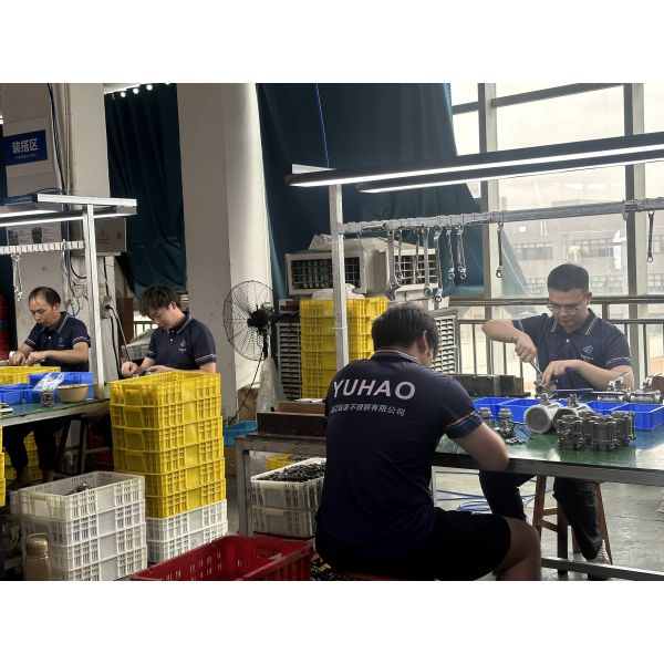 Stainless Steel 3-Way Ball Valve for Industrial Flow Control