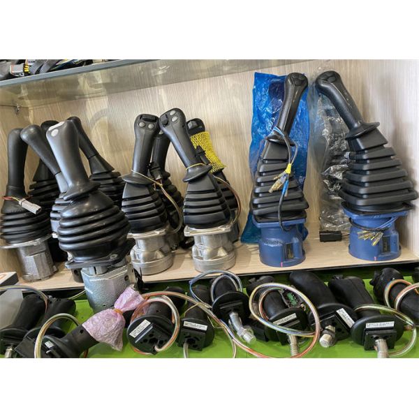 Quality 1568143 1953510 Hitachi Excavator Joystick Controller With Low Pressure Valves wholesale