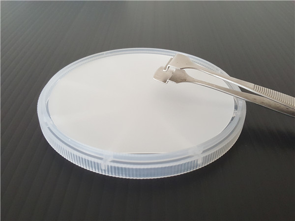 0.5mm-3mm Thickness Sapphire Wafer ≤3μM TTV Roundness Edge Grinding