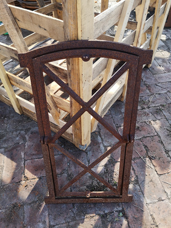 Quality Antique Reclaimed Metal Window Frames With Window Panel To Open H74.5xW43CM wholesale