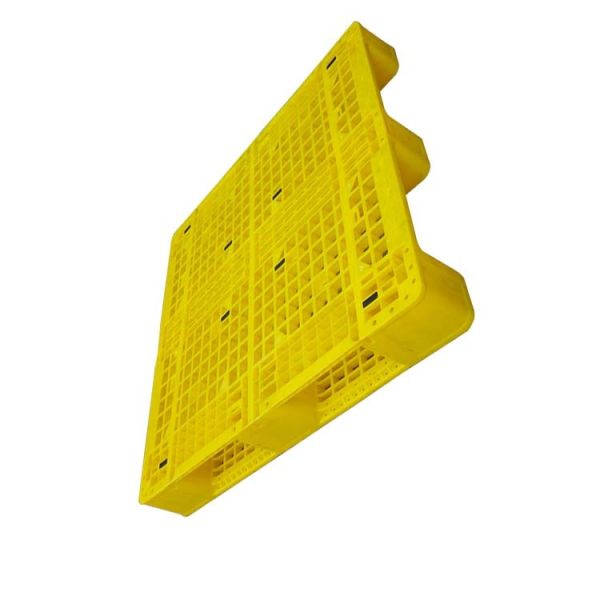 Quality Polypropylene Yellow Plastic Pallets Reusable 43x43 Plastic Pallets wholesale