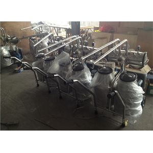 220V Removable Aluminum Bucket Mobile Milking Machine For Cow / Goat / Sheep