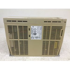 Yaskawa SGDM-30ADA AC SERVO AMPLIFIER 200-230V 17A 3KW 50/60HZ NEW