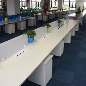 Customized White 4 Seat Office Workstation Cubicle Staff Workstation Desk