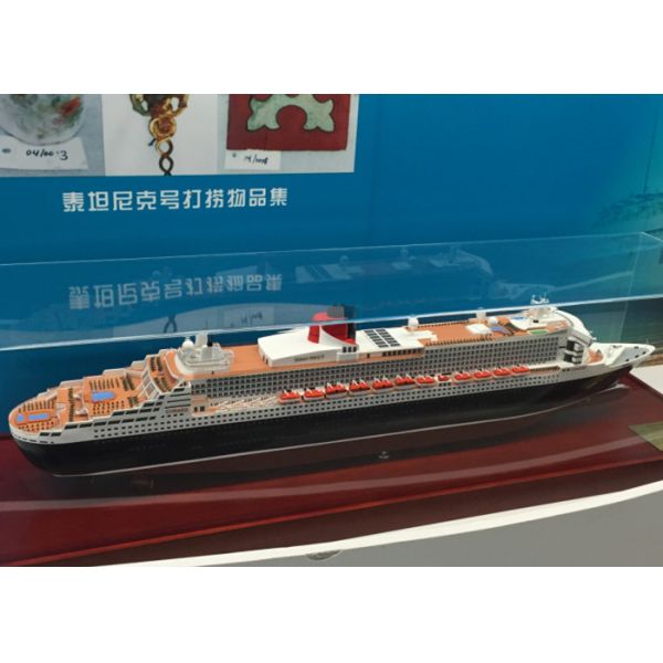 Quality Titanic Cruise Ship Models Stimulation Technological Effect , Silk Screen Printing wholesale
