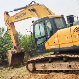305VS Used Hyundai Excavators Large Size 1.44m3 Bucket Capacity