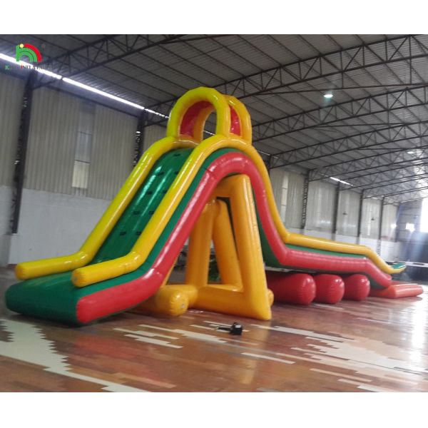 Inflatable Playground Obstacle Sports Field Inflatable Water Slide with Pool