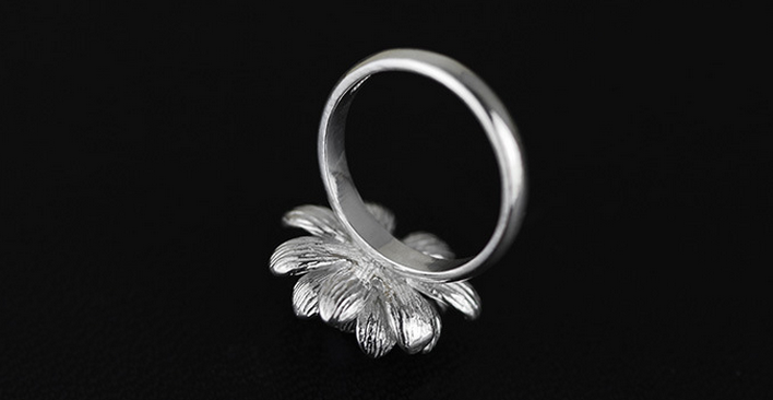 925 sterling silver natural freshwater pearls, beautiful three-dimensional lotus ring