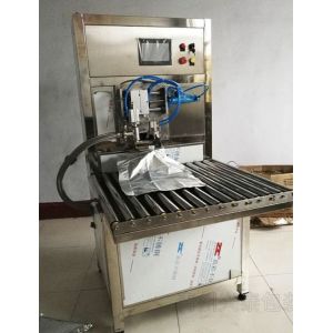 Cheap YGT Semi-Automatic 1-25L Non-Aseptic BIB Filler For Fruit Jiuce/Milk/Oil With PLC SUS304/316 Made In China for sale