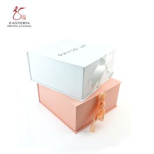 Pink SGS Approve Luxury Rigid Set Up Boxes For Clothes