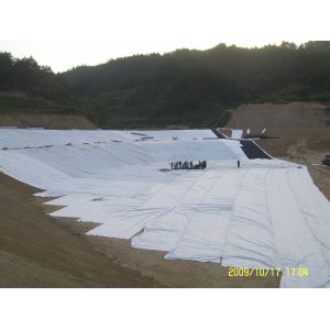 GCL Bentonite Geotextile Mat Waterproof Blanket Suitable for Various Application