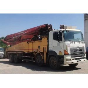 49 Meter Ready Mix Concrete Pump Cylinder Type Structure and 2.6mm Vibrating