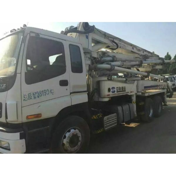 2014 Zoomlion 37m Heavy Machinery Concrete Boom Pump Hydraulic Machining Process