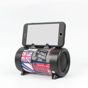 CH-M03 medium barrel with flashlight bluetooth speakerTwo hands free bluetooth