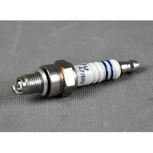 Motorcycle spark plug has iridium gold and ordinary spark plug, which is better