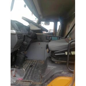 Used 12 Years Sy 220 Tons 62 Meters State Three Truck Crane Maximum Lifting