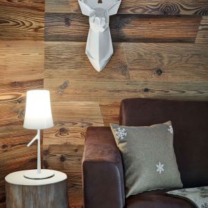 Modern Metal Table Lamp Bar Hotel Living Room Birdie Small Table Lamp（WH-MTB-192