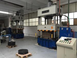 Computerized 650 Ton Hydraulic Molding Press Machine For SMC Manhole Cover