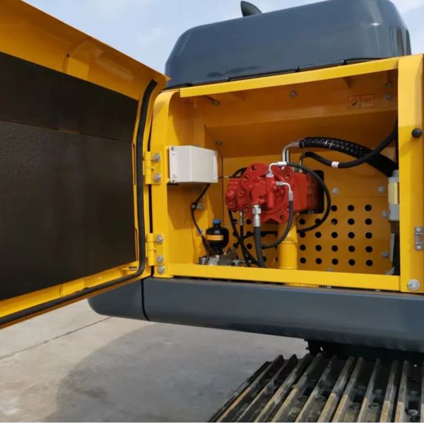 Hot Sale Factory Price Used Crawler Excavator Machine Diesel Engine Digger Construction Equipment