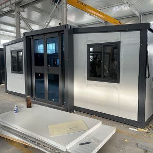 Cheap House Home Hotel 20 40ft Easy Install Modular Container House Thermal Insulation Light Steel Prefabricated House for sale