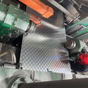 China Aluminium/Aluminio/Alumina Checker PlateHot Rolled 1200 H24 Aluminium Checker Plate For Construction Industry on sale