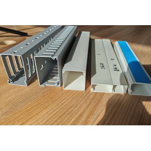 Double Screw Feeder upvc profile extrusion machine for Integral Type Extruder