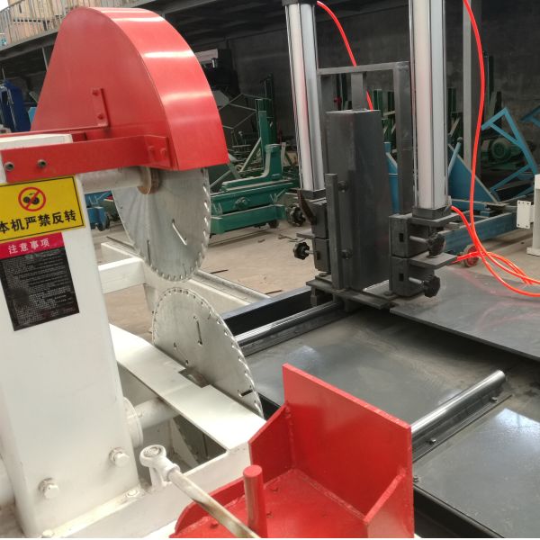 Quality Twin Blade Wood Processor Circular Sawmill with Log Carriage for Logs Cutting wholesale