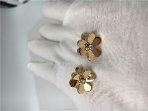 China Unique Luster Diamond 18K Gold Earrings With Heart Shaped Petal Design on sale