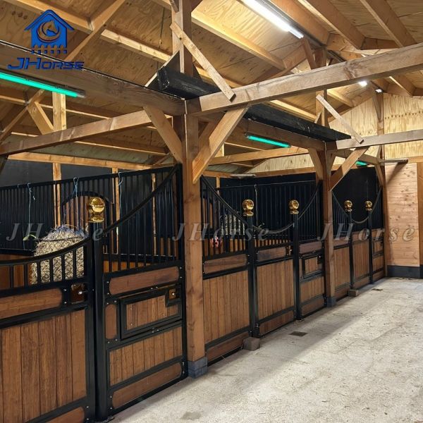 Quality Stable Rust Resistant Horse Stables Powder Coated Surface Treatment wholesale
