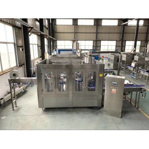 Full Automatic 5000BPH 200-2000ml Plastic Bottle Carbonated Drink Filling
