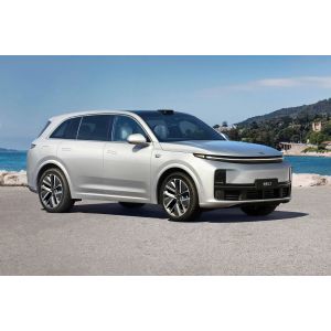 Li L7 Electric Car with 1 315km Comprehensive Range and 225km Pure Electric