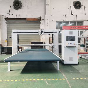 CNC Oscillating Dual Blade Foam Cutting Machine For Flexible Sponge Cutting D&T