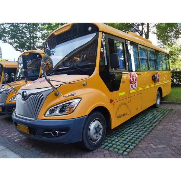 Quality ZK6745D Second Hand Mini Van 26seats Weichai WP3 Fast Gearbox Euro V wholesale