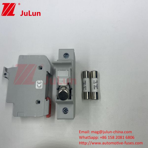 Quality 1000VDC 32A Solar Fuse Holder With Fuses For PV Inverters RT18-32 15A 20A 32A Fuse Holder With Led Indicator For Solar P wholesale