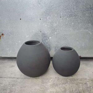 Eco-friendly Matte Grey Round Urn-shape Fiber Clay Planter For Penthouse Balcony