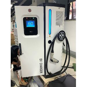 60 KW DC EV Fast Charger With Two CCS Plugs , DC Electric Car Charging Stations