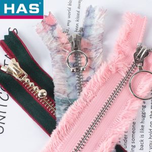 #5 Personalized Multi-Color Fuzzy Stripe Metal Zippers with Keyring