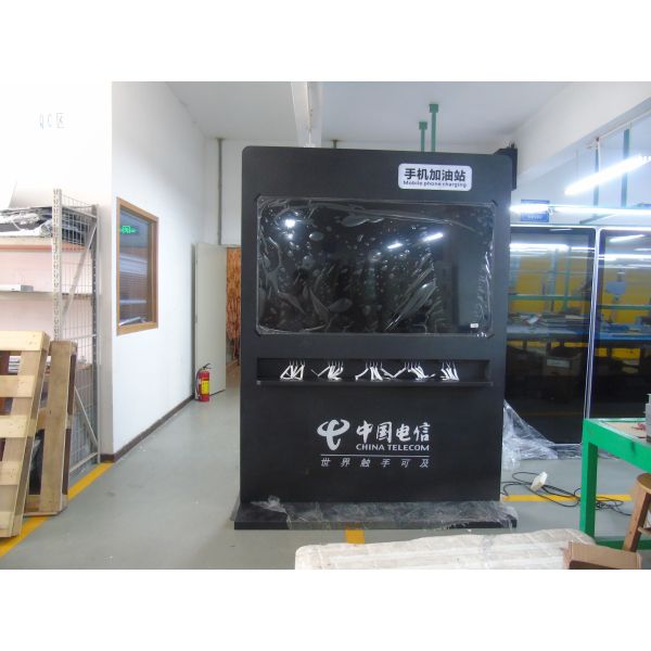 Free Standing Kiosk Digital Signage Horizontal Screen 4K 65 Inch Full HD 1080*1920