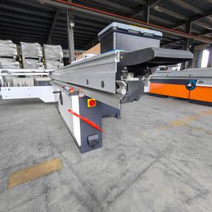 Precision Panel Sliding Table Cutting Saw for Industrial Woodworking 45 90