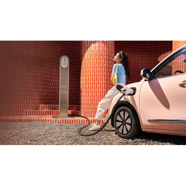 5-door 4-seat Body Structure Wuling Bin Go Mini Vehicles Auto Cars with Lithium Battery