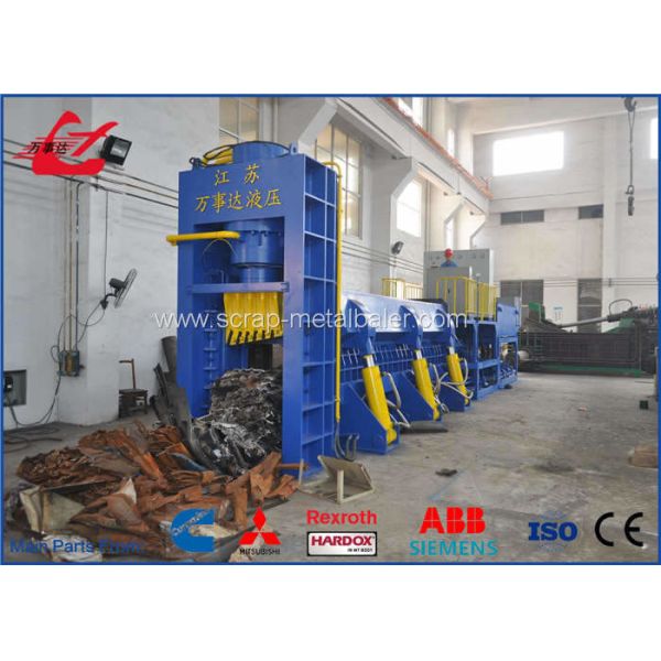 Heavy Duty Scrap Shearing Machine , Diesel Engine Power Hydraulic Shearing