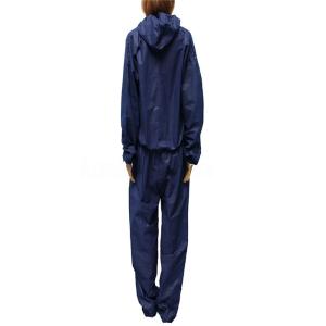 Non Irritating Disposable Coverall Suit Blood Repellent With Front Zipper