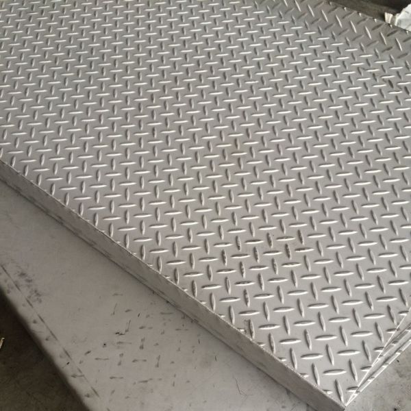 Stainless Steel Checker Plate ASTM EN DIN AISI304 AISI316L AISI321 SS Patterns Plate