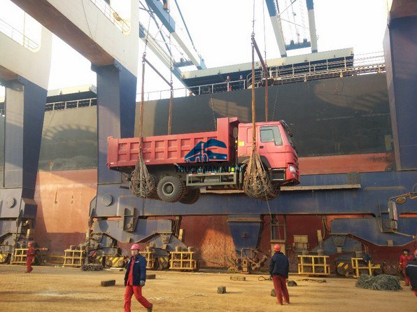 375HP 75km/H 2015 Year SINOTRUK HOWO Dump Truck