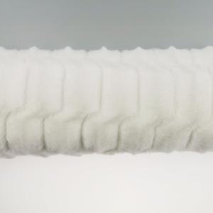 Tricot Knitted Brushed White PV Plush Fabric for Quilts and Pillows Knitted Type Tricot