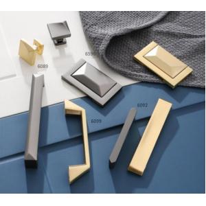 Various Thicknesses Stainless Steel Handle Set Processed with Zinc Alloy