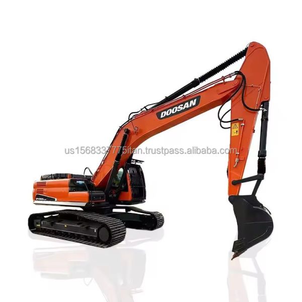 Used DOOSAN DX300 Excavator with Good Performance and 30TON Operating Weight in