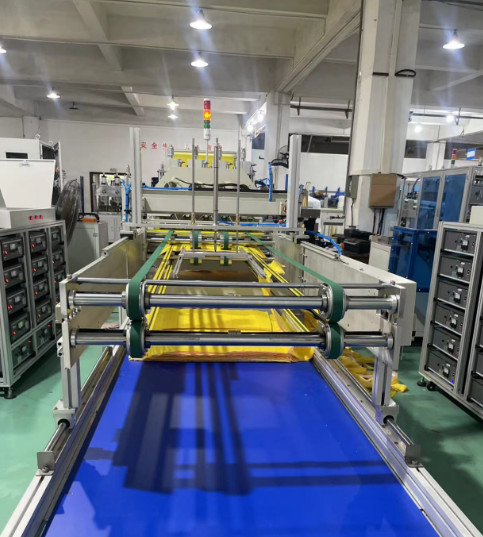 Bottom-Melting Slice 25pcs-30pcs/Min Rewinding 15m/Min Medium-Effect Filter Bag